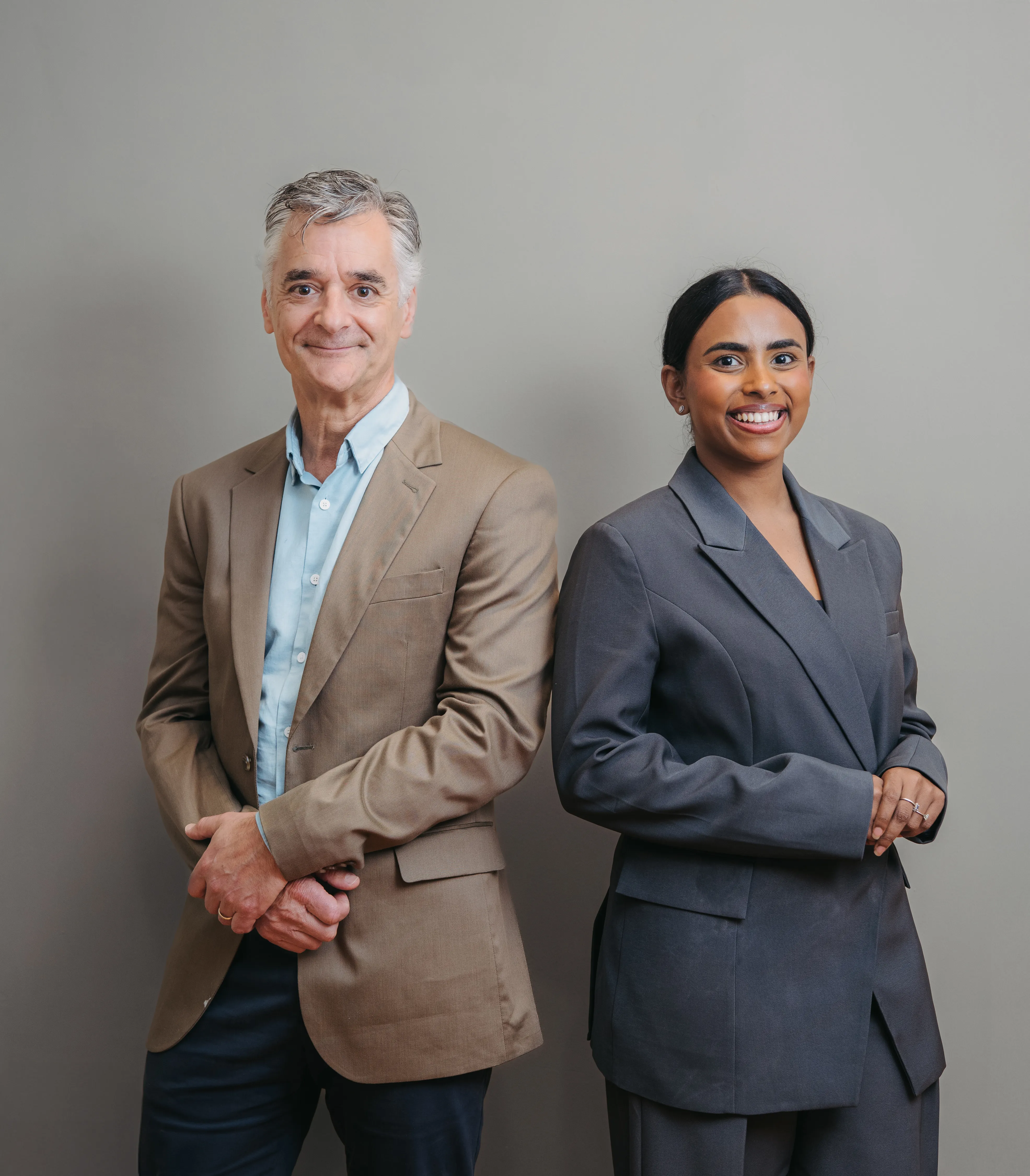 Office Portrait 13-SML05743